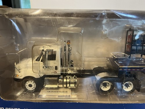 2015 First Gear UNITED RENTALS IH Prostar TRUCK AND TRAILER with loaders