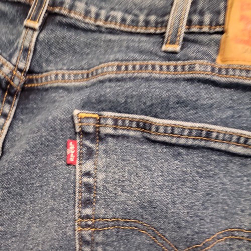 Levis 505 Herrenjeans 38x32 blau entspannt gerade Denimhose Arbeit Baggy EUC - Bild 6 von 7