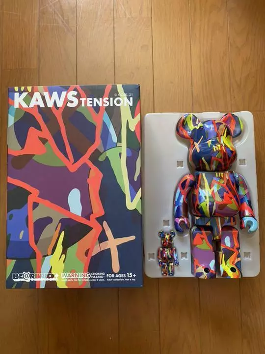 Medicom Toy BE@RBRICK KAWS TENSION 100% 400% figure bearbrick kaws