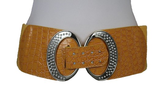 BCBG Snakeskin Brown Leather Belt. BCBGMaxAzria brown Wide Snake Print Belt Faux Leather Snap  main image 4