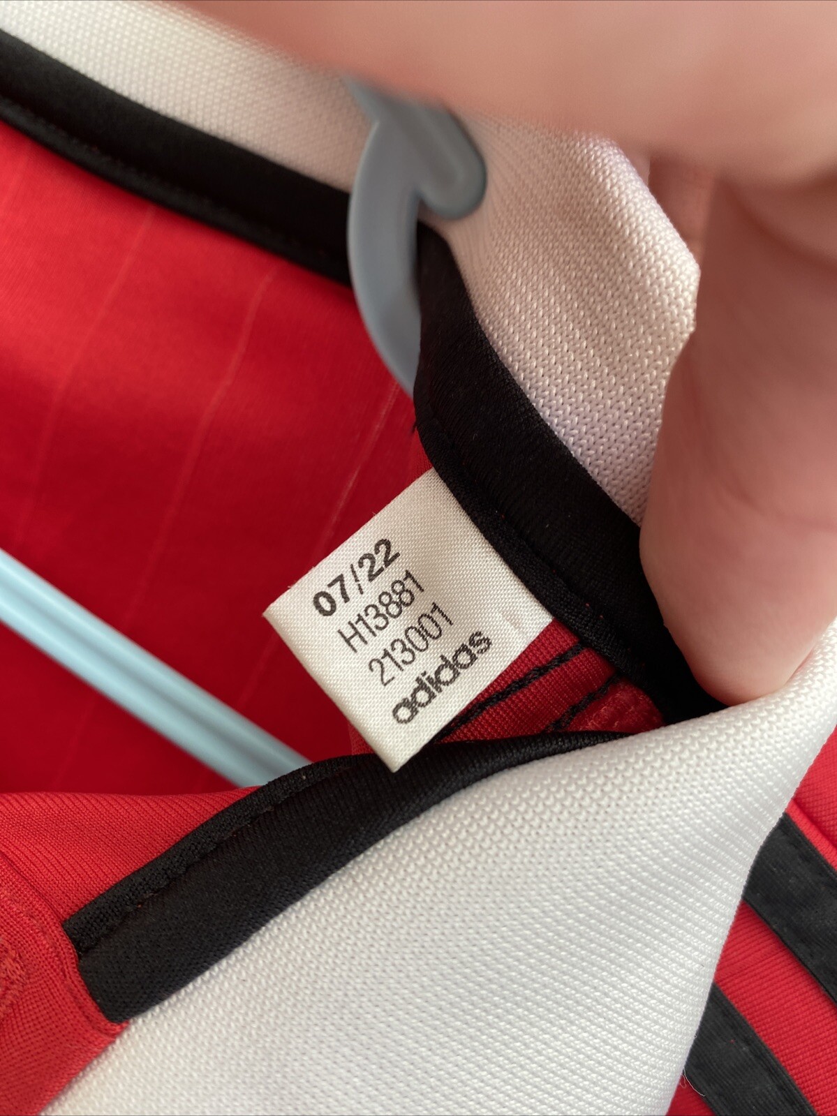 Manchester United 2022/2023 Home Football Shirt Small  thumbnail 4