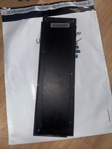 Boîtier One-conect Samsung UE65HU8500 - Photo 2/3