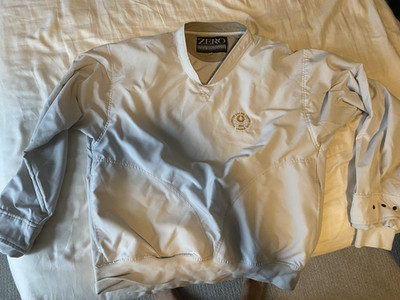 Zero Restriction Golf Outerwear, Wind-breaking shell, soft polyester interior