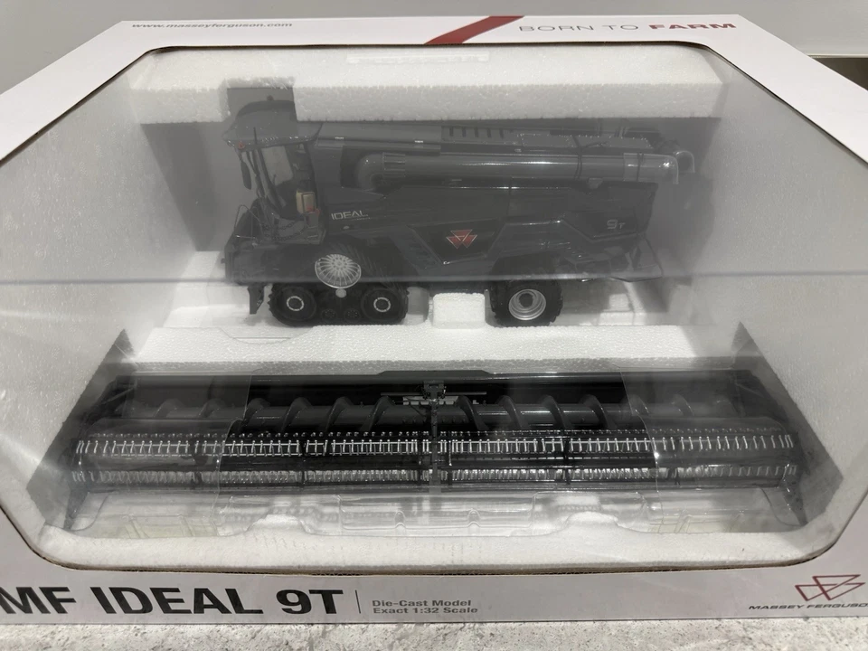 Universal Hobbies - Massey Ferguson IDEAL 9T Combine - UH6623 - 1:32 - Mint/New - Image 3 of 4