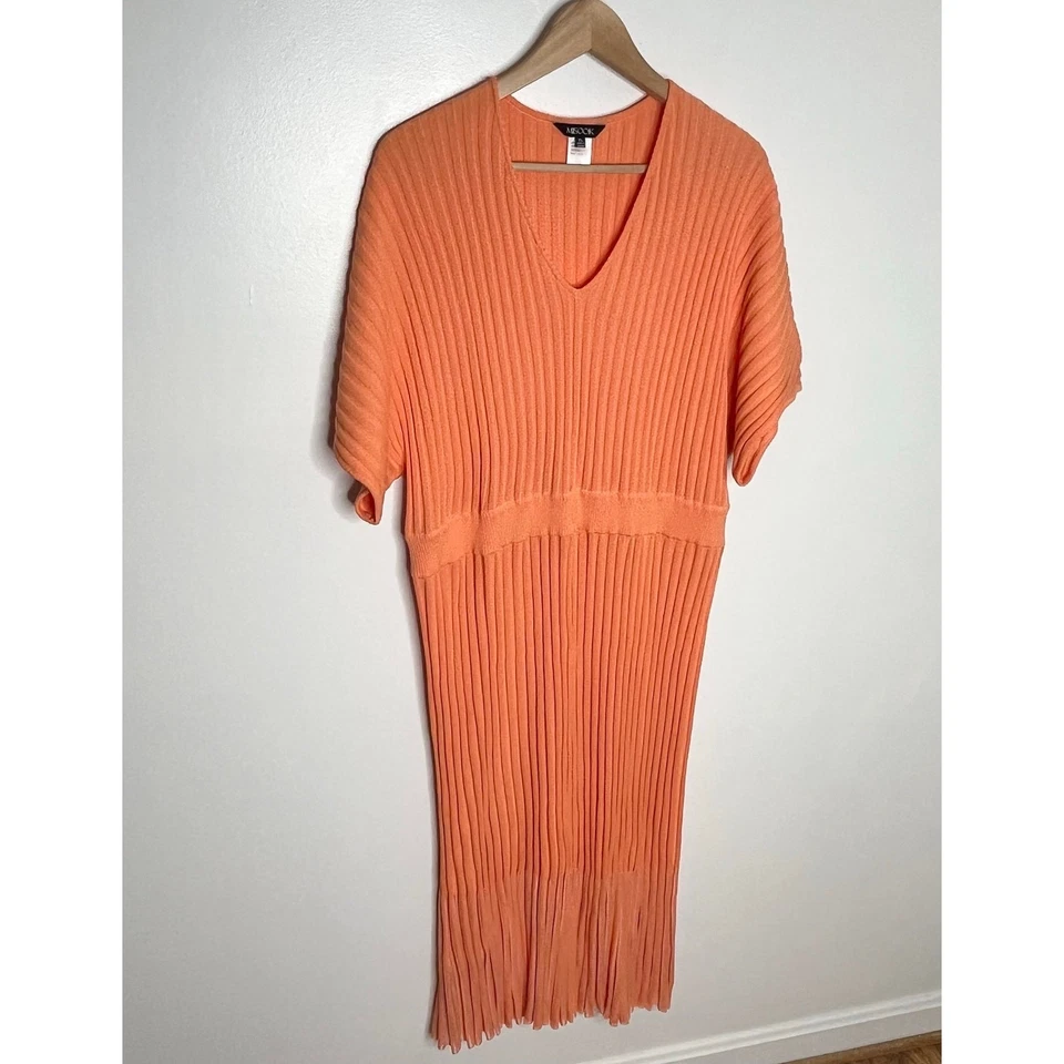Vestido midi feminino Misook manga curta plissado XL laranja com nervuras decote V  - Imagem 4 de 4