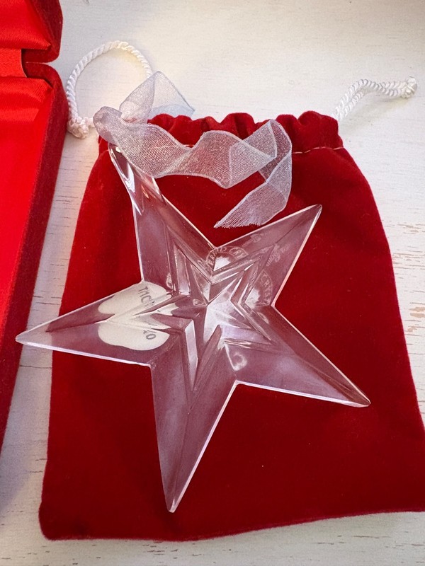 Waterford Crystal Celebrate the season collection 4” STAR Ornament 2002