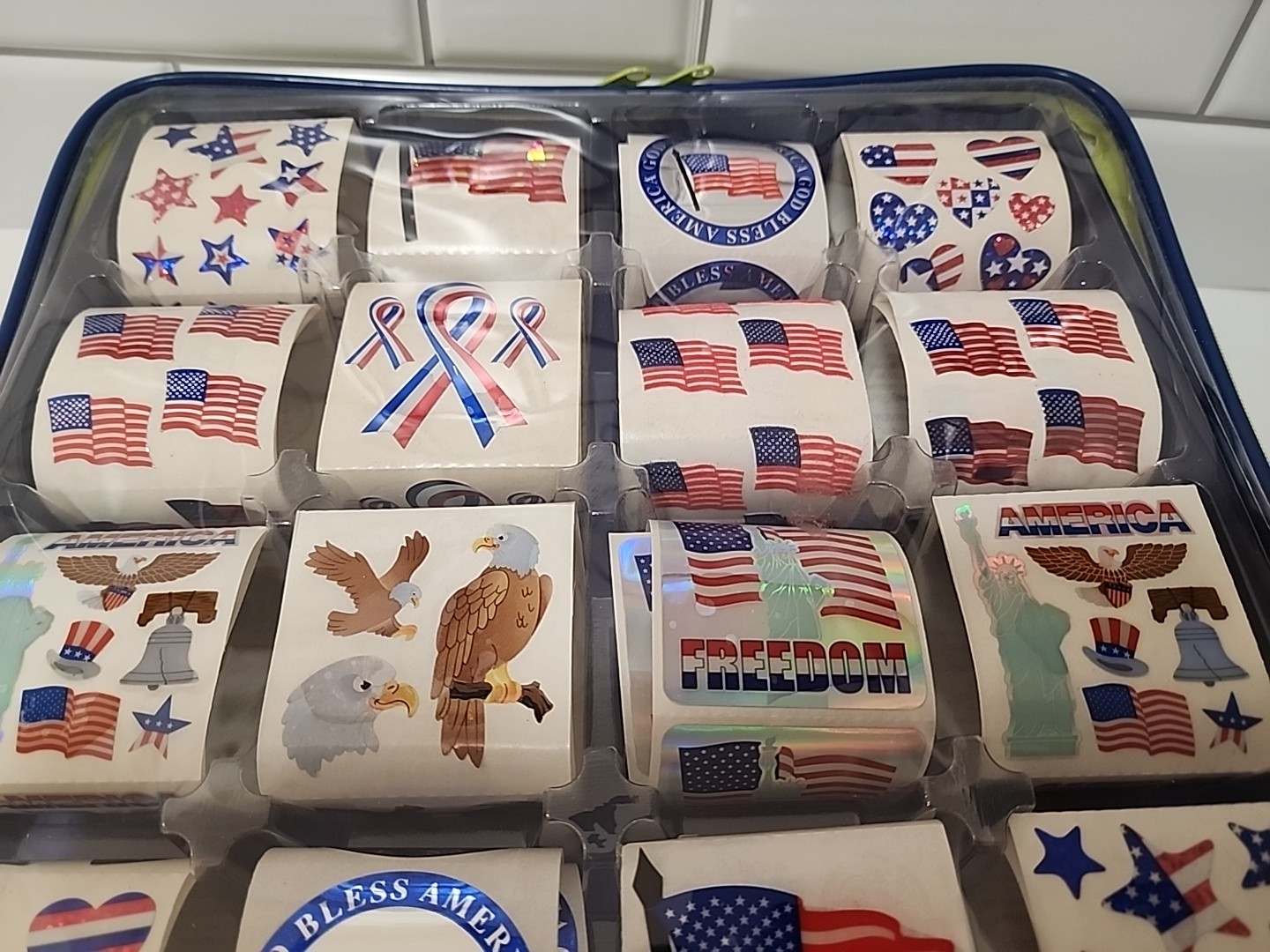 Vtg 2001 Sandylion Stickers Extravaganza Patriotic USA  Complete/with Backpack 