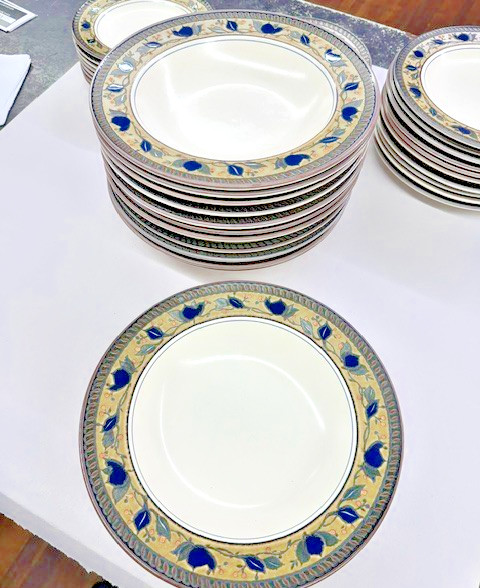 Mikasa Intaglio "Arabella" BY THE PIECE Plates Dinner Cereal