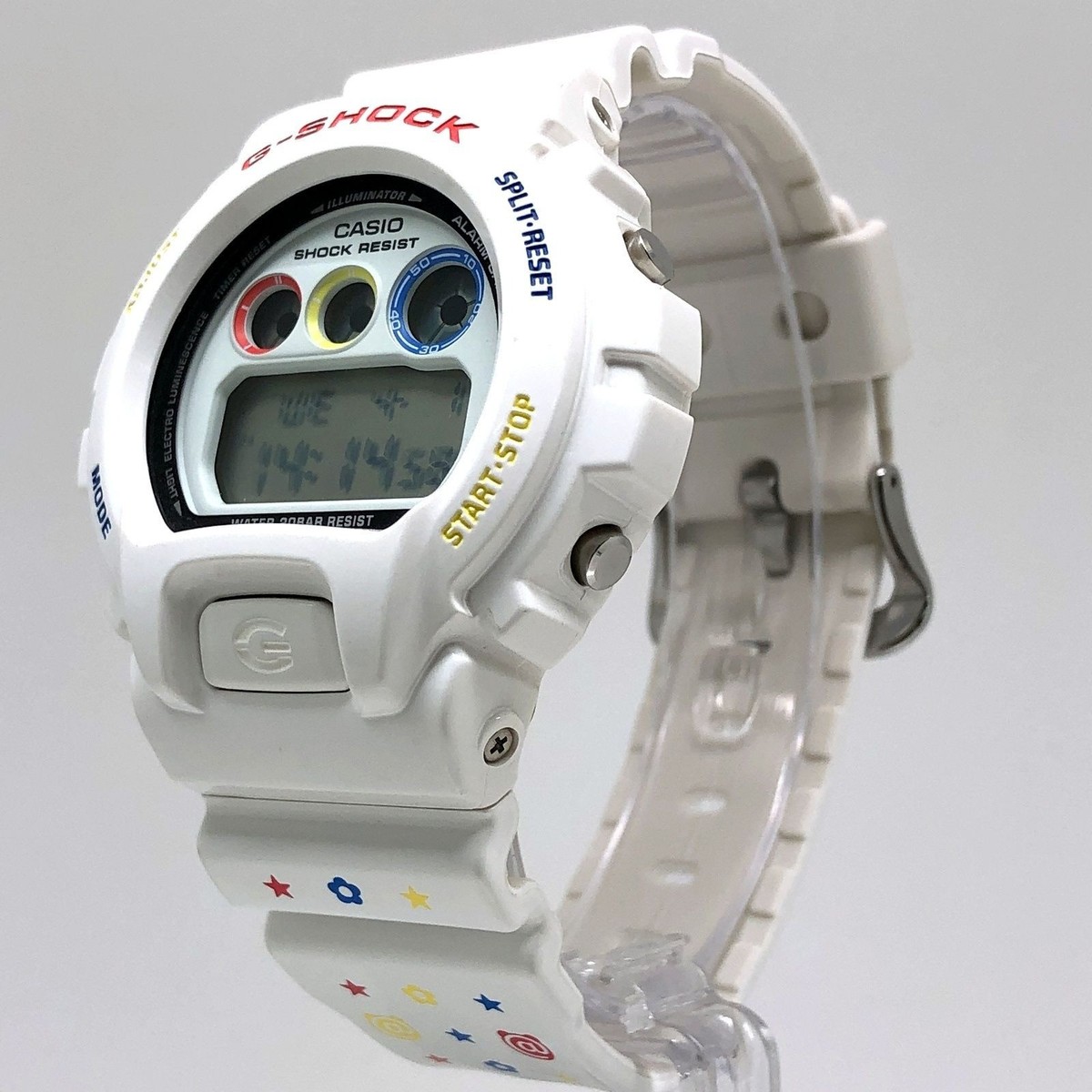Casio G-Shock x MEDICOM TOY BEARBRICK Watch DW-6900MT BE@RBRICK