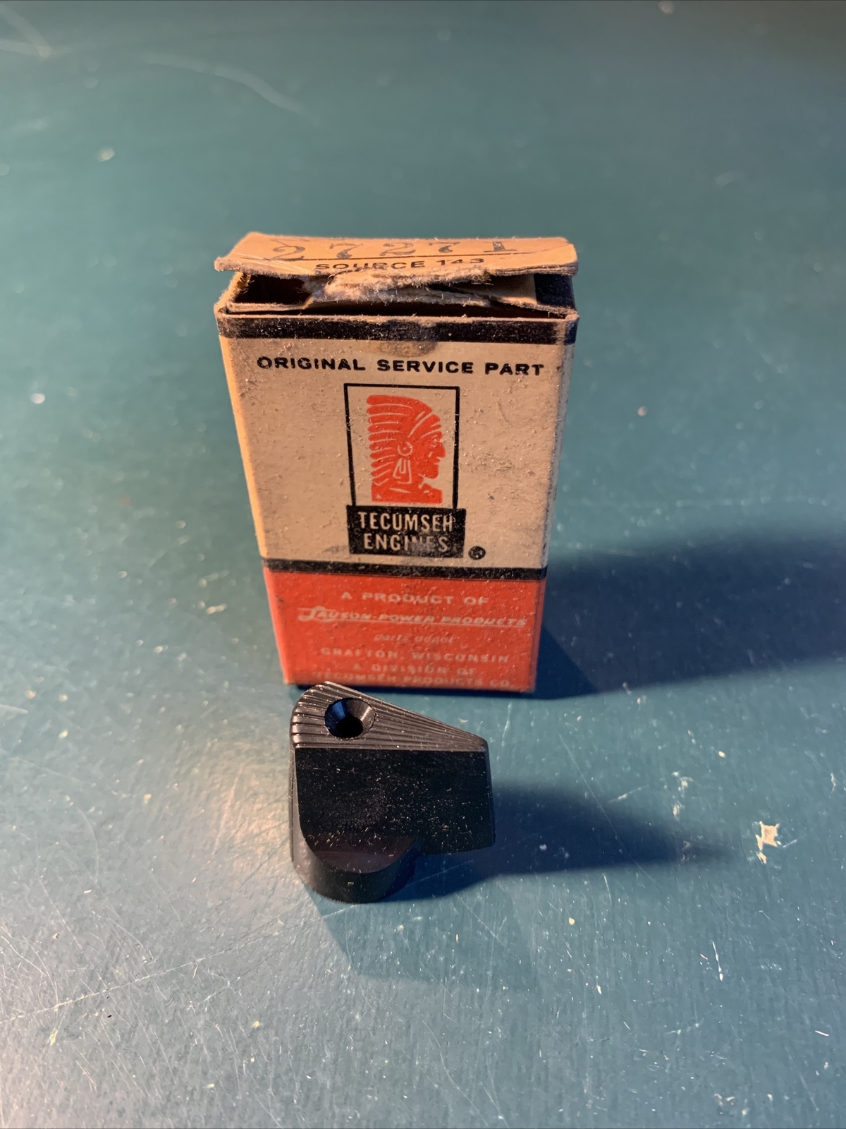 Genuine Tecumseh Knob Replacement - Part #35439, Replaces 35156, For Small Engines