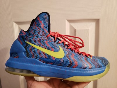 kd 11 christmas