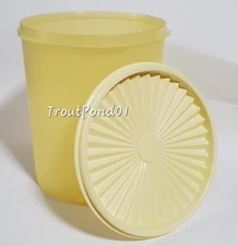 Tupperware Servalier Canister 12 cup Capacity Sheer Yellow w/ Seal New