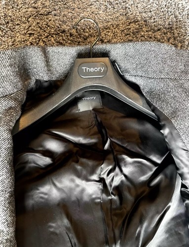 NEU Theory grauer Herrenmantel aus recyceltem Wollgemisch Melton, Größe L - Bild 4 von 4