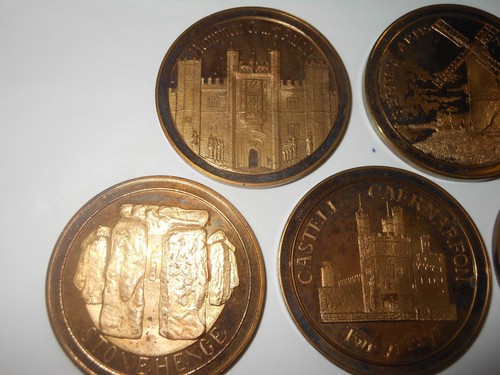 1975 MEDALS EUROPEAN ARCHITECTURE HERITAGE YEAR 5 bronze coin set in case - Picture 5 of 8