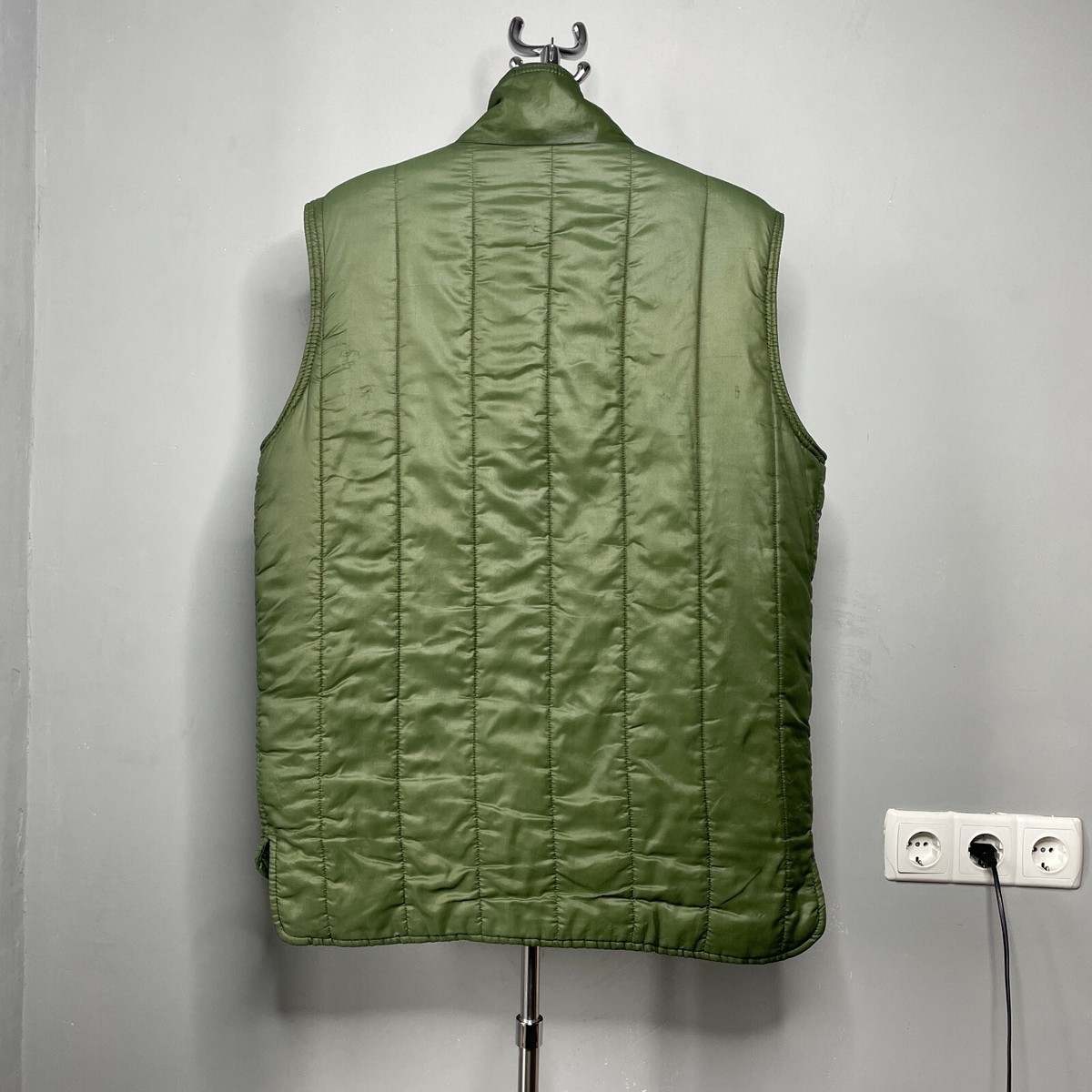 Barbour Vintage 80s Men's Green Nylon Gilet Vest – Size XL – Made