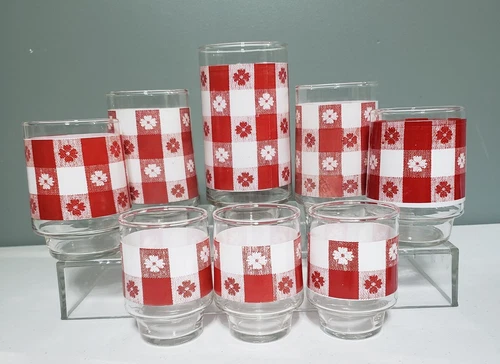 8 Vintage Federal Glass Country Kitchen Tumblers Gingham Red White Check
