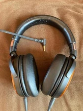 Audio-technica  ATH-WP900 Over Ear Headphones Hi-Res Balanced cable missing