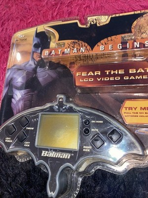 Vtg New Batman Begins LCD Video Handheld Game Fear The Bat Techno Source 2005