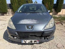 Pare-choc avant Peugeot 307