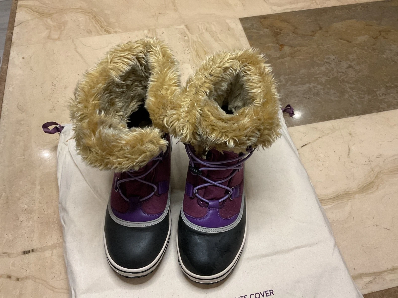 Alpine Snow Boot in Black and Purple -Size UK 4