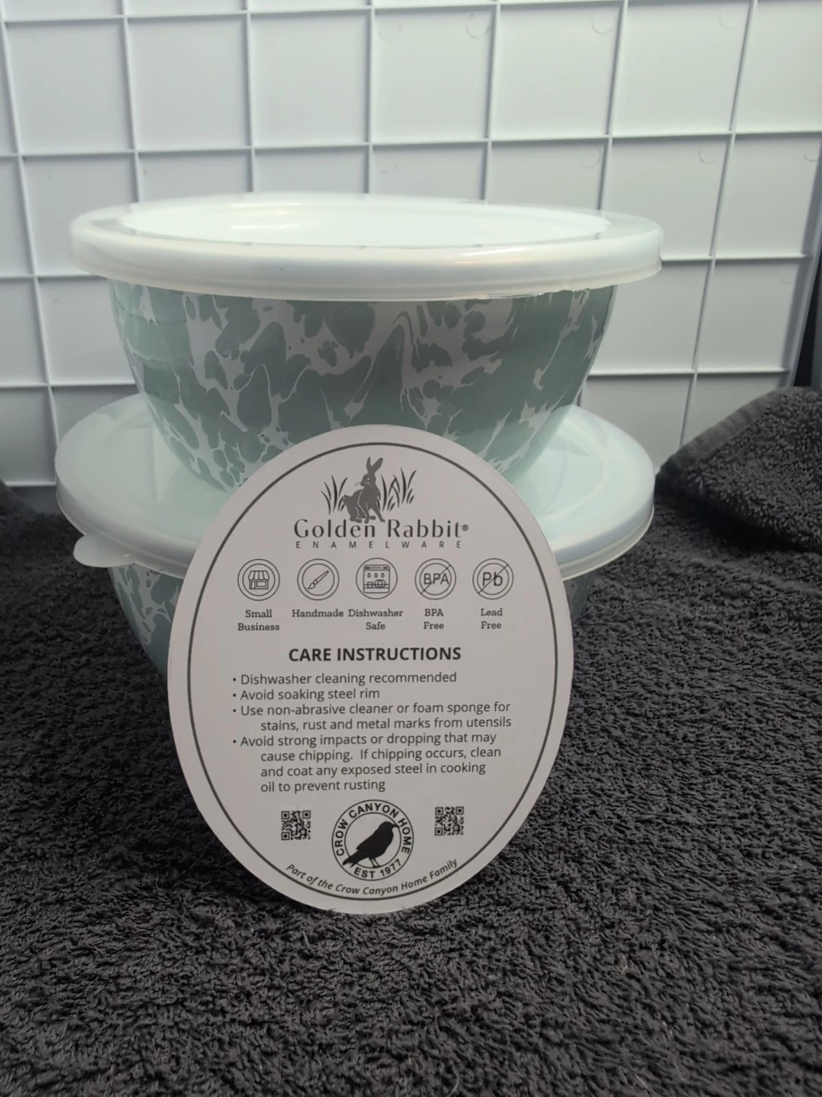 Golden Rabbit Enamel Prep Mixing Bowls Storage Lids Sea Glass Swirl Turquoise 2