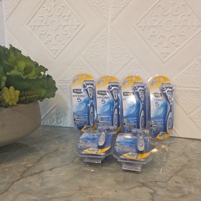 6 pack Schick Hydro 5 Razor with 2 Catridges - Black/Blue