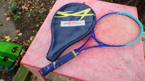 raquette donnay agassi