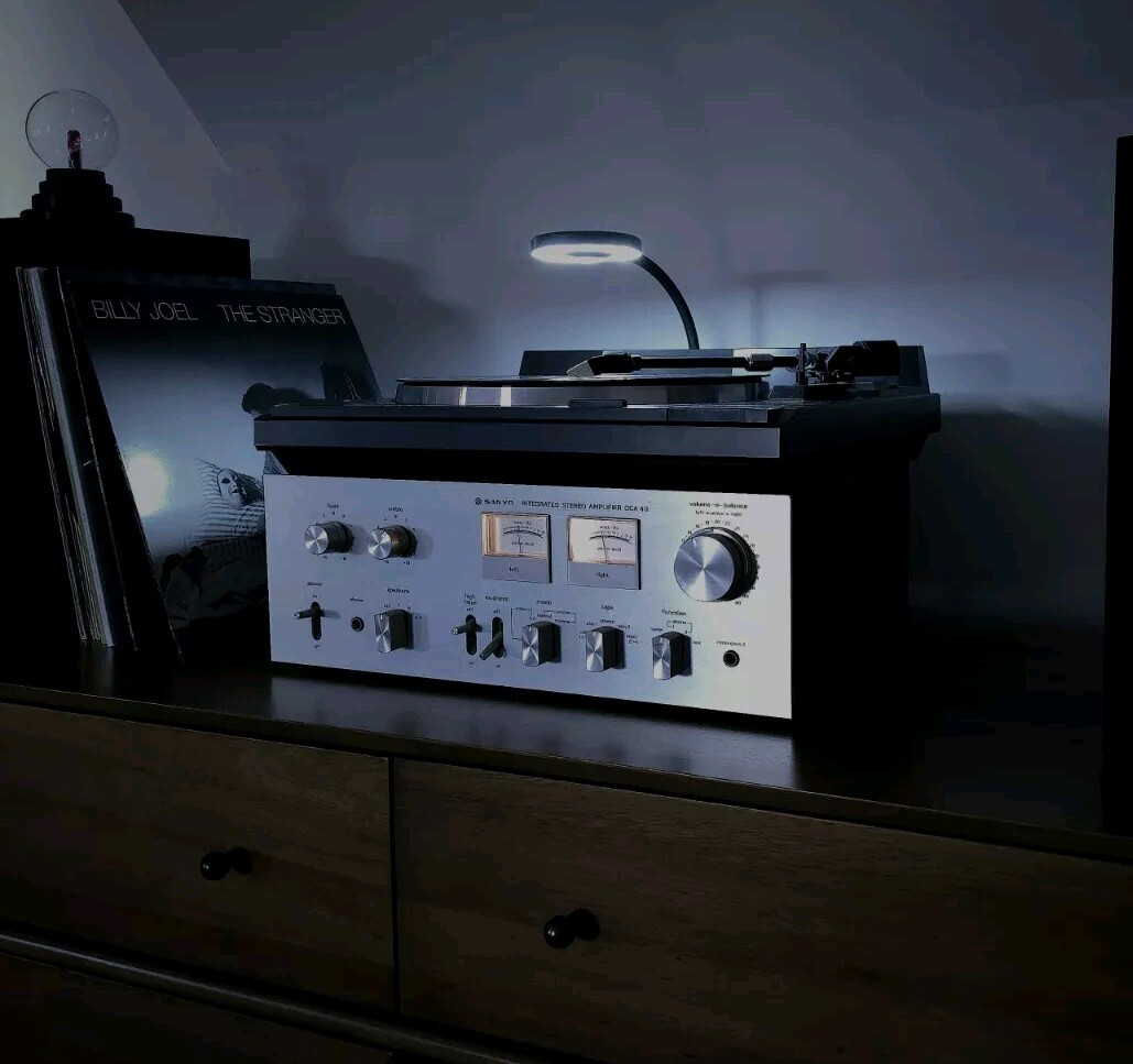 Sanyo DCA 411 vintage audio equipment - eBay listing photo 1