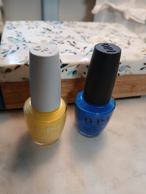 OPI Nail Polish Mi Case Es Blue Casa + Make My Daisy Nature Strong