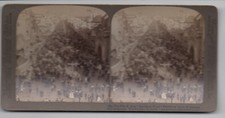 1904 Stereoview Photo of the Pike thousands of People at St Louis World's Fair