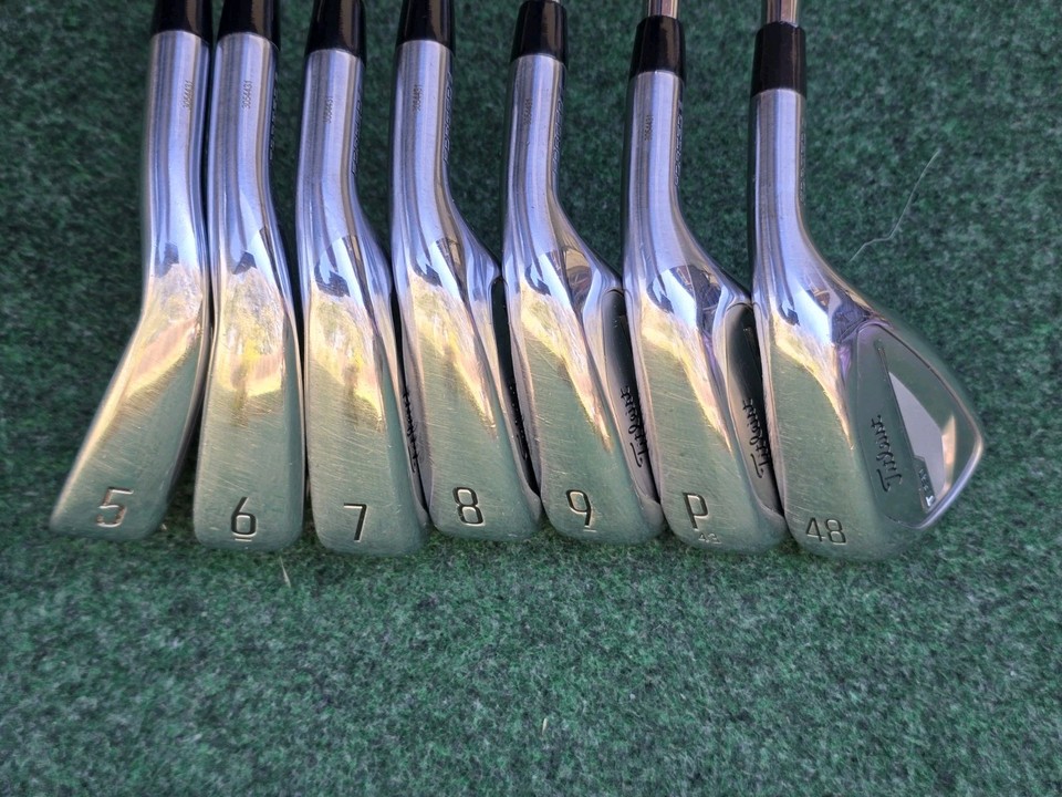 Set De Fers Titleist T350 Gaucher 5-PW + 48 - Tiges TT AMT Rouge R300 En Acier, Occasion