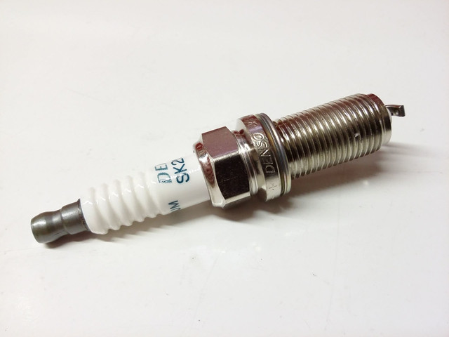 Genuine Toyota Spark Plug 90919-01191