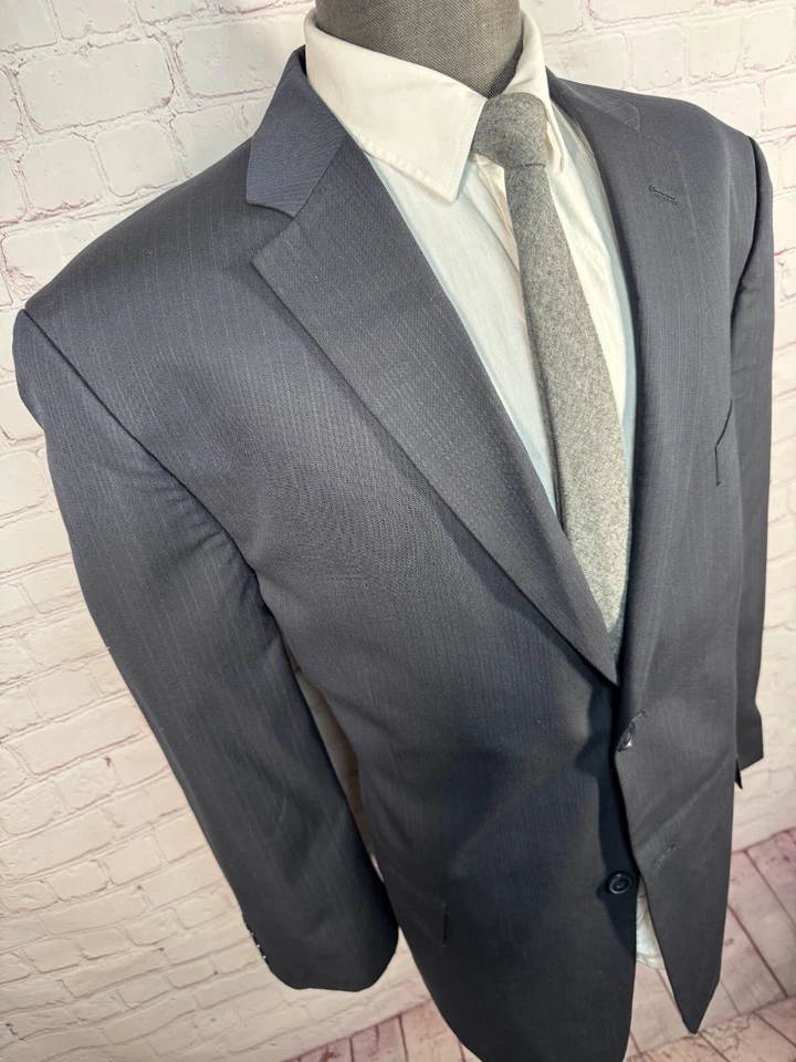 HAGGAR Mens Navy Blue Classic Pinstripe Pleated 2 Pc Suit 46R Jacket 42x33 Pant - Image 4 of 4