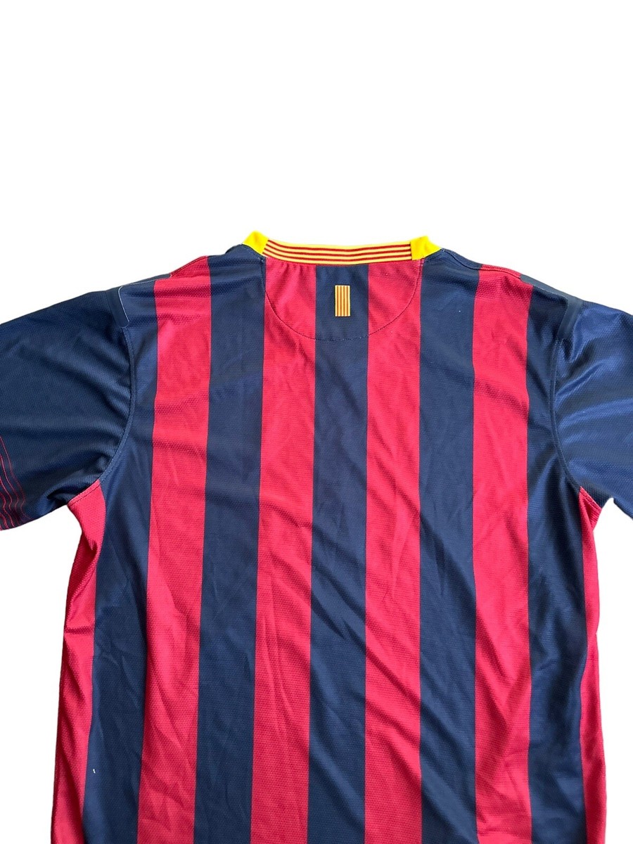 美品 Nike FC Barcelona シャツ Vネック 赤・紺 美品 Nike FC Barcelona シャツ Vネック 赤・紺