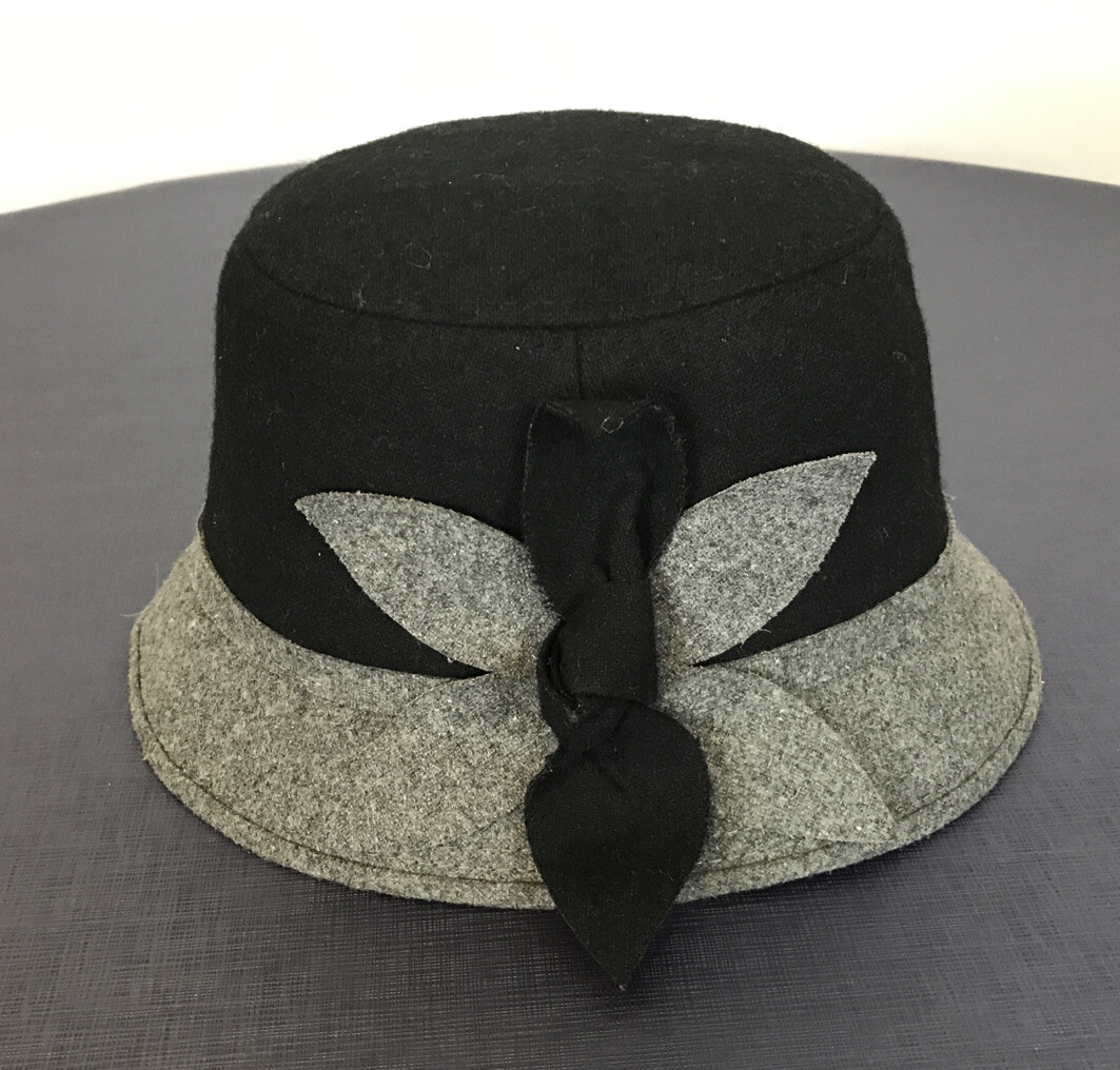 Womens Cloche Bucket Hat Grey Gray Black Trim 100% Wool  display picture 1