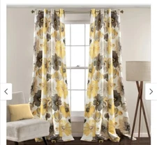  Floral Paisley print Curtain 6 Panels  82" X 52"