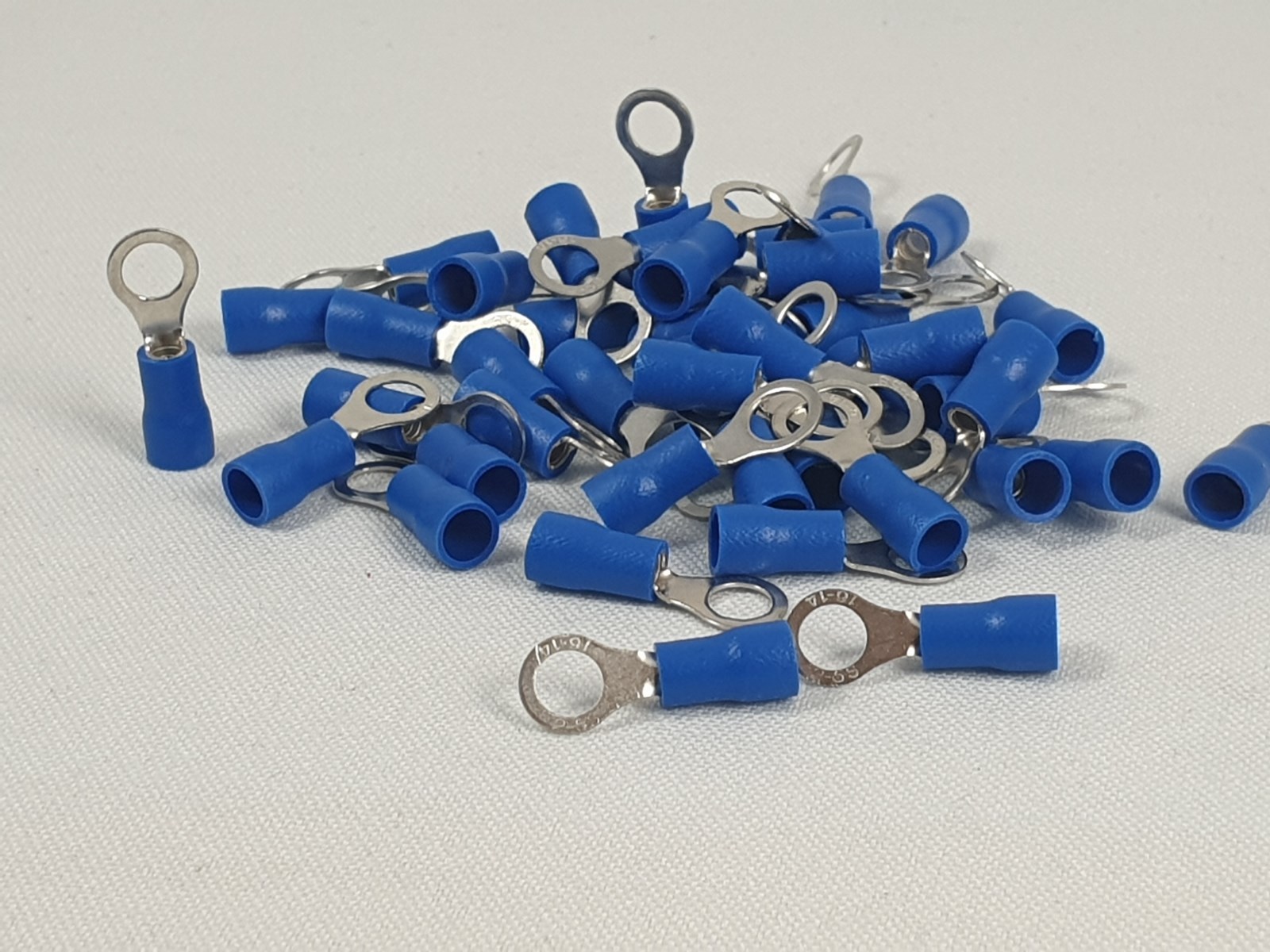 4x Ring Kabelschuhe Crimp +/- Pole Batterie Akku Auto Kupfer M5 M6 M8 5 4x Ring Kabelschuhe Crimp +/- Pole Batterie Akku Auto Kupfer M5 M6 M8 5