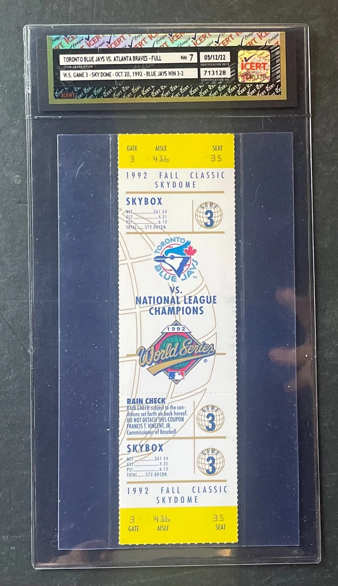 Toronto Blue Jays Baseball 1992 Vintage Sports Memorabilia for