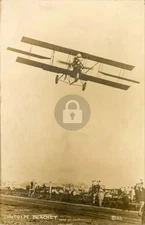 1914-20 Lincoln Beachey Airplane Aviator Spectators in Flight RPPC Postcard COPY