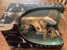 Vintage Original ROBOPET  Mini WoWWee 2005 Robot Dog RC Remote Control Sealed