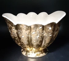 Vintage Weeping Gold Bowl/Vase Scalloped Edge 22 KT Gold Hand Decorated USA