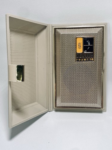 Vintage Wallet Zenith Royal 16 Transistor Radio (parts or repair)
