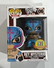 Funko Pop! Vinyl: WWE - Rey Mysterio - 7-Eleven (Exclusive) #06 W Protector