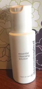 essential cleansing solution