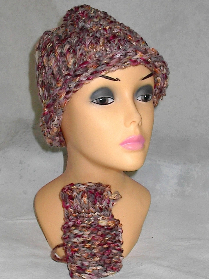 Artful Yarn Palace Super Voluminoso Mezcla de Lana Hilo Tejido Crochet Foto 2 de 2