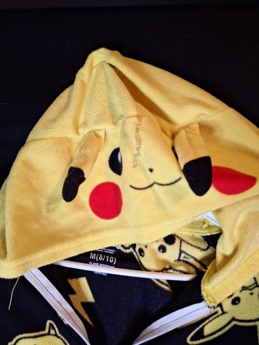 Boys pokemon Pikachu One Piece Sleepwear Size M 8/10 Union Suit Hooded Not Worn - Picture 4 of 10