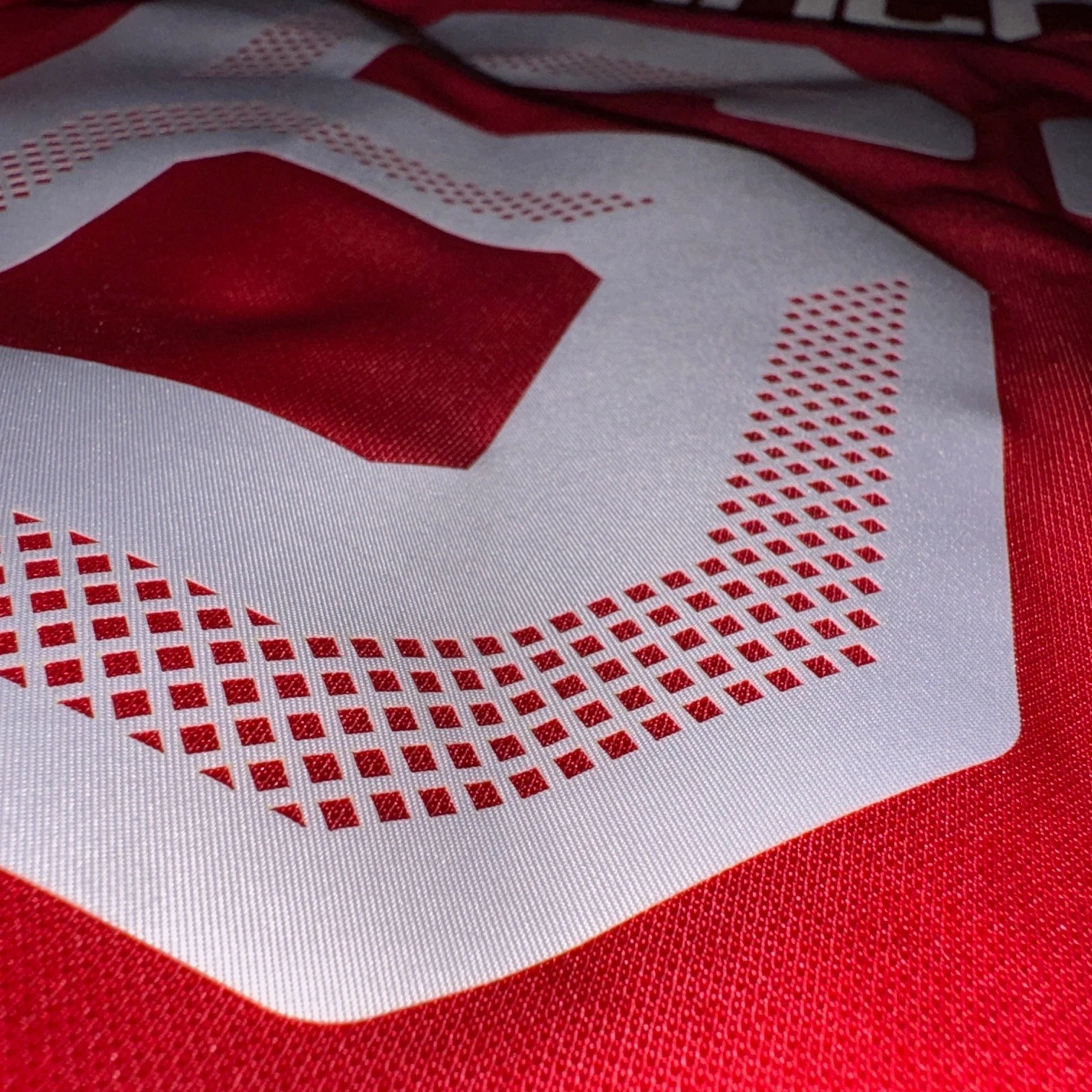 BRAD MARCHAND TEAM CANADA 2026 OLYMPIC RED JERSEY SIZE LARGE BRAND NEW BAUER!!