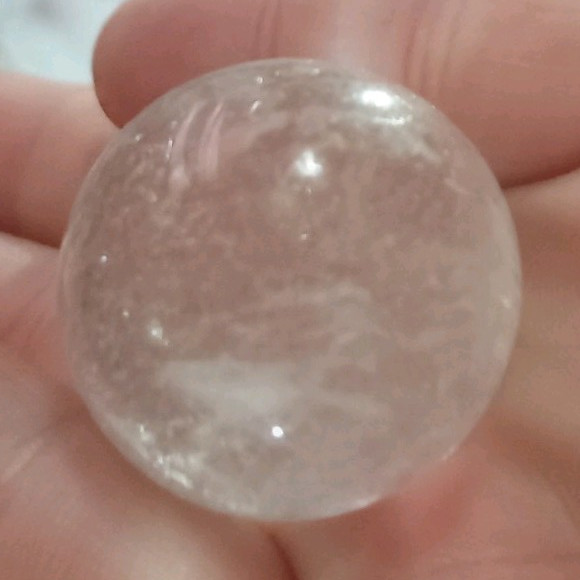 Clear Quartz Crystal Polished Stone Healing Sphere Ball Clear Crystal Orb