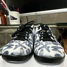 Nike Kobe VIII PS Blanco Metálico Dorado Negro 2.5Y Unisex Niños Tenis