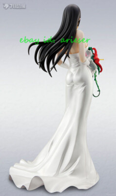 Mega House Pop One Piece Boa.Hancock Wedding Ver. Statue Figure In